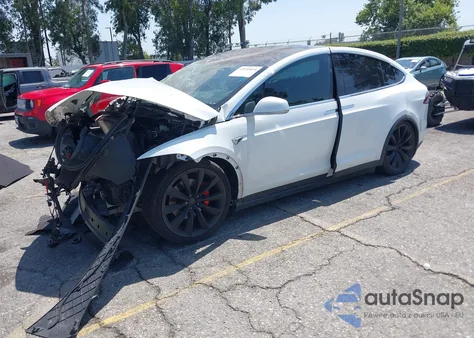 2018 Tesla Model X from USA, damaged, VIN 5YJXCBE43JF091247